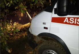 Soroca: Un tânăr a solicitat medicii pentru îngrijiri medicale, după care a răpit ambulanța